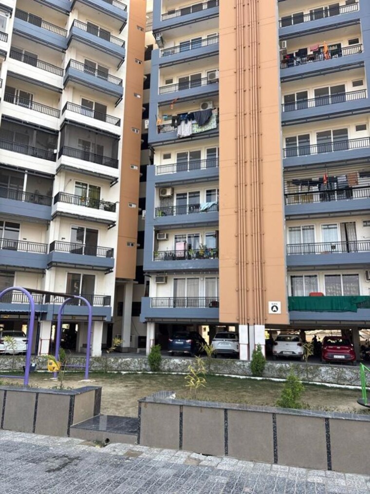 Exterior View, ratan khand 3.5 Bedroom 1905 Sq.Ft. Apartment In Ratan Khand Lucknow 10571882