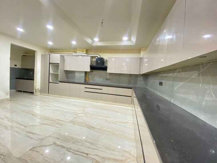 Kitchen, shanti kunj 4 Bedroom 4750 Sq.Ft. Builder Floor In Shanti Kunj Delhi 10571903