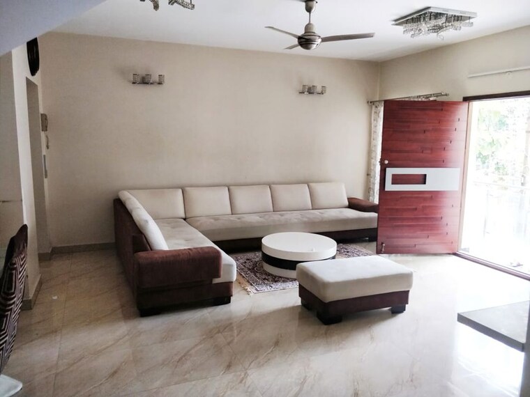 Living Room, benson town 5 Bedroom 4000 Sq.Ft. Independent House In Benson Town Bangalore 10565834