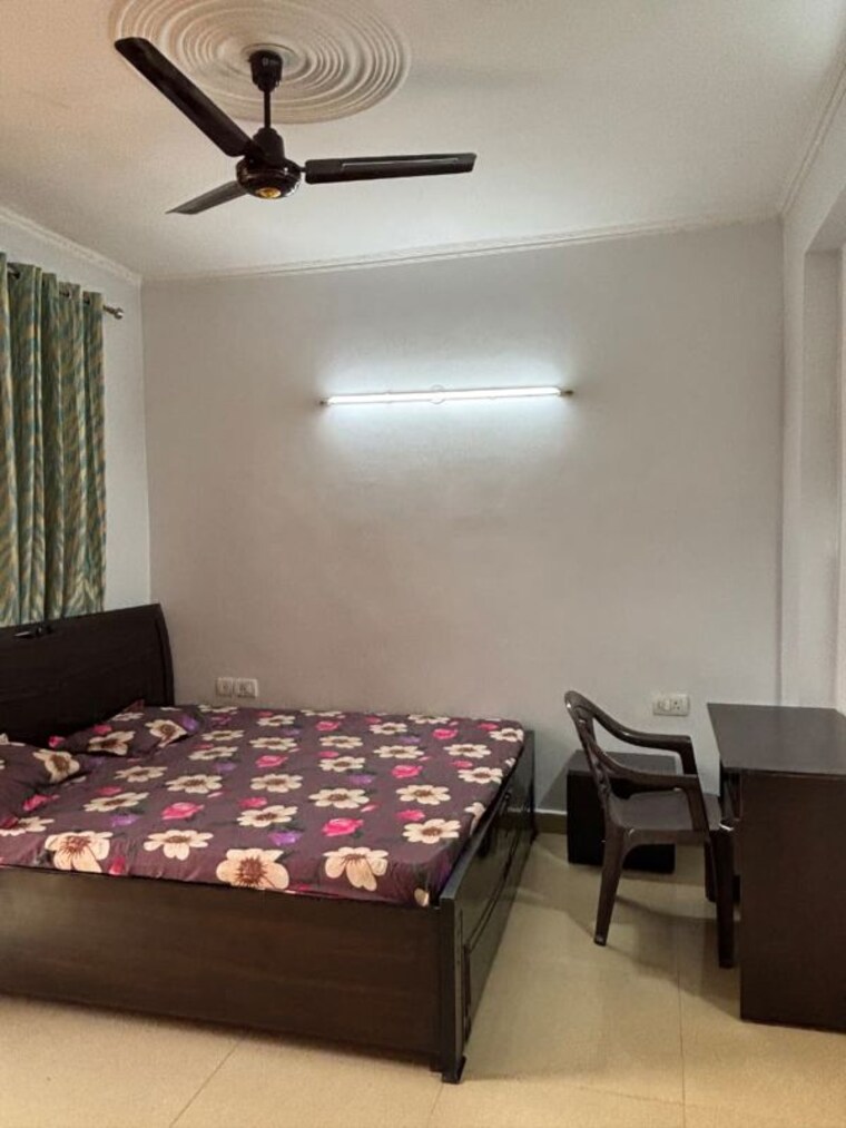 Bedroom, hewo-apartments-gurgaon 2 Bedroom 1800 Sq.Ft. Apartment In Sector 47 Gurgaon 10571911