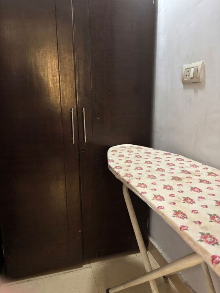 Bedroom, hewo-apartments-gurgaon 2 Bedroom 1800 Sq.Ft. Apartment In Sector 47 Gurgaon 10571911
