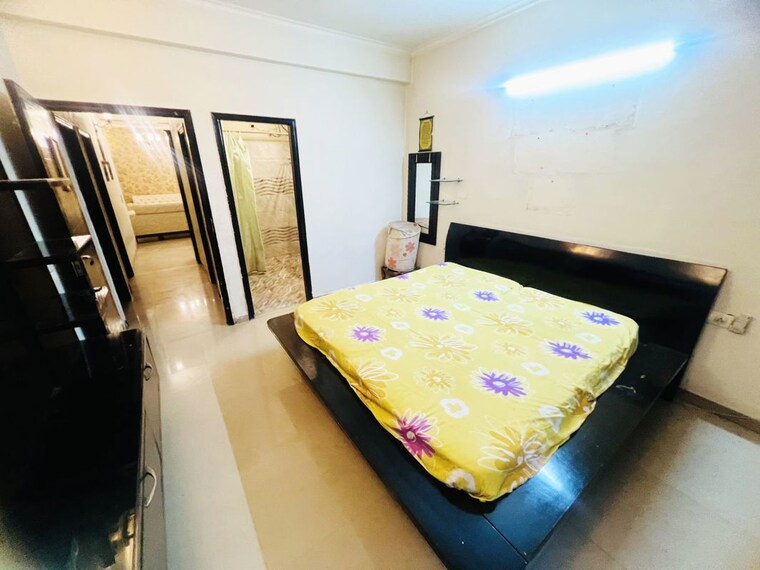 Bedroom, vip road 3 Bedroom 1650 Sq.Ft. Apartment In Vip Road Zirakpur 10571943