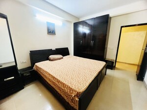 Bedroom in 3 BHK Apartment at Vip Road – for Rent