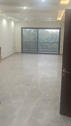 3 BHK Builder Floor For Rent in Rohini Sector 11