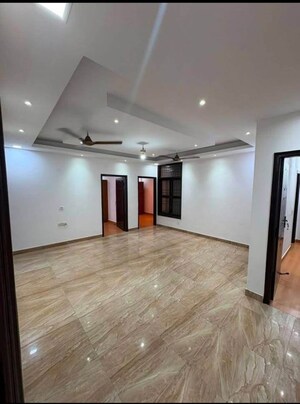2 BHK Builder Floor For Rent in Chattarpur