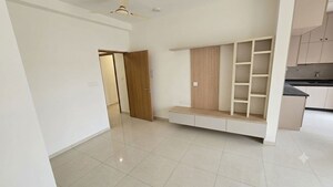 Room in 2 BHK Apartment at Sobha Dream Gardens, Thanisandra Main Road – for Rent