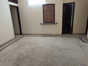 Room in 3 BHK Builder Floor at Uppal Southend, Sector 49 – for Sale