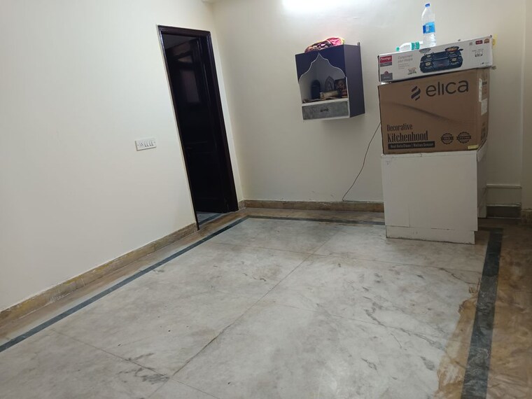 Room, uppal-southend 3 Bedroom 1560 Sq.Ft. Builder Floor In Sector 49 Gurgaon 10571950