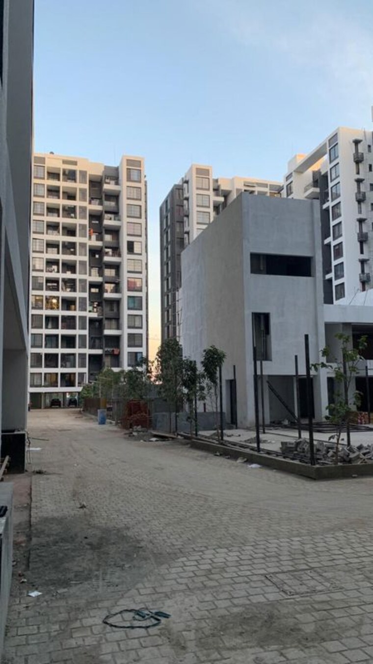Exterior View, rama-metro-life-maxima-residences 3 Bedroom 1300 Sq.Ft. Apartment In Tathawade Pune 10571948