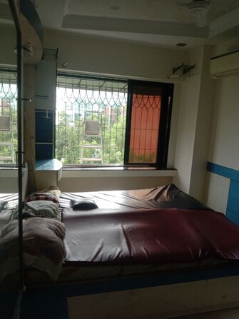 2 BHK Apartment For Rent in Shree Vishva karma Apartment in Vile Parle East, Mumbai
