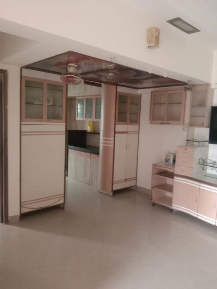 Room, shree-vishva-karma-apartment 2 Bedroom 700 Sq.Ft. Apartment In Vile Parle East Mumbai 10571968