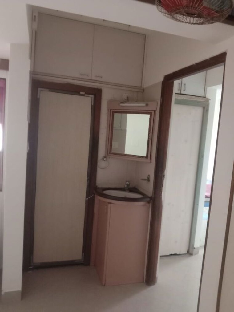 undefined, shree-vishva-karma-apartment 2 Bedroom 700 Sq.Ft. Apartment In Vile Parle East Mumbai 10571968