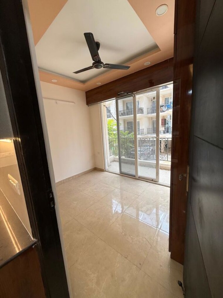 Room, signature-global-park-4-and-5 3 Bedroom 1120 Sq.Ft. Apartment In Sohna Sector 36 Gurgaon 10571992