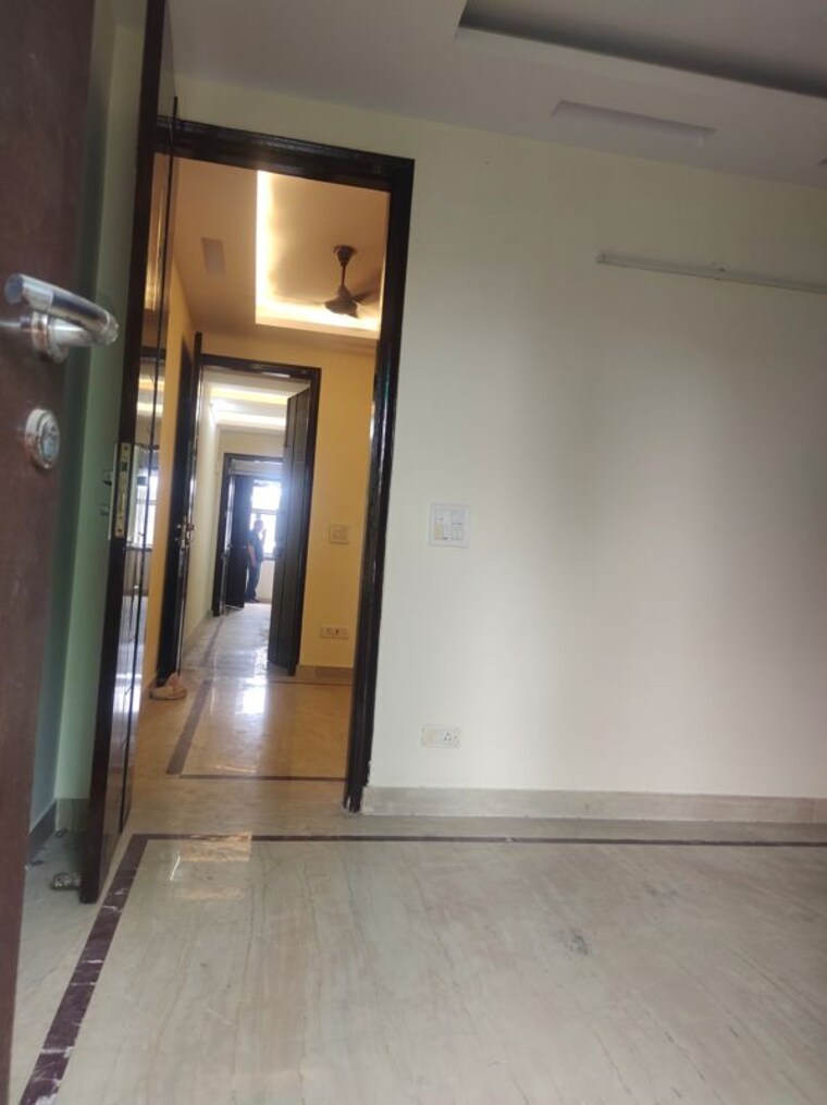 Room, lajpat nagar 2 Bedroom 1000 Sq.Ft. Builder Floor In Lajpat Nagar Delhi 10572019