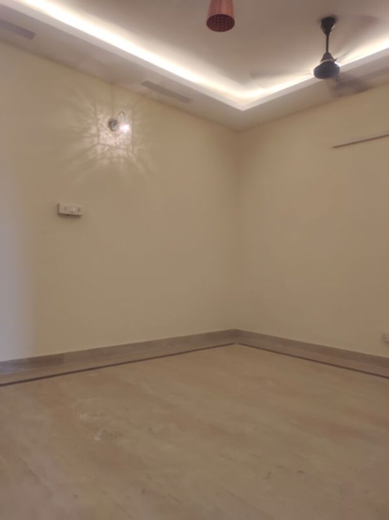 Room, lajpat nagar 2 Bedroom 1000 Sq.Ft. Builder Floor In Lajpat Nagar Delhi 10572019