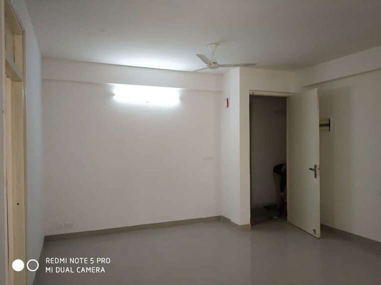 Room, breez-global-heights  410 Sq.Ft. Apartment In Sohna Sector 33 Gurgaon 10572015