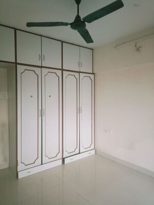 2 BHK Apartment For Rent in Bandra West