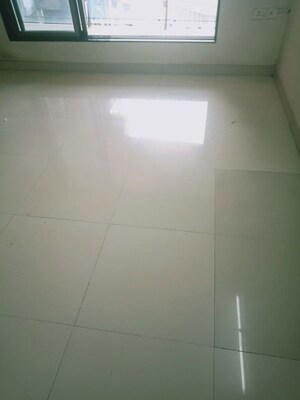 Room in 2 BHK Apartment at Bandra West – for Rent