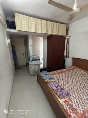 Bedroom in 2 BHK Apartment at Dahanukar Colony – for Rent