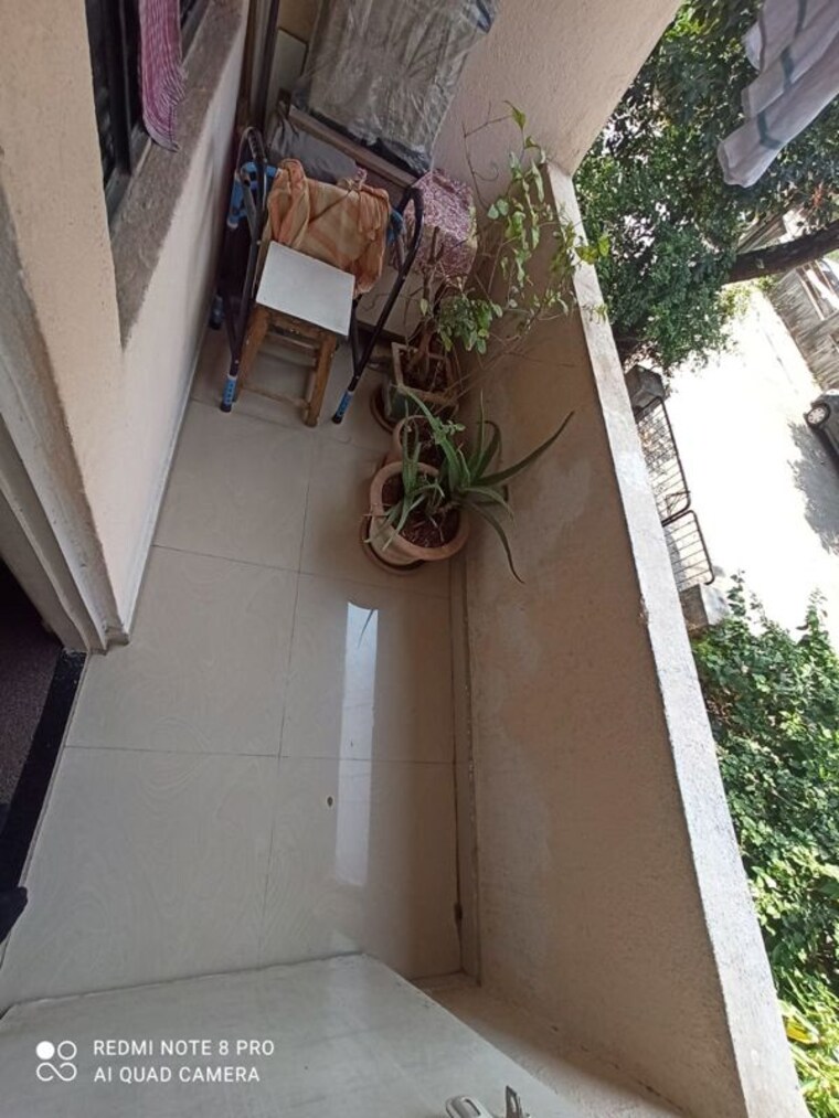 Balcony, dahanukar colony 2 Bedroom 1100 Sq.Ft. Apartment In Dahanukar Colony Pune 10572031