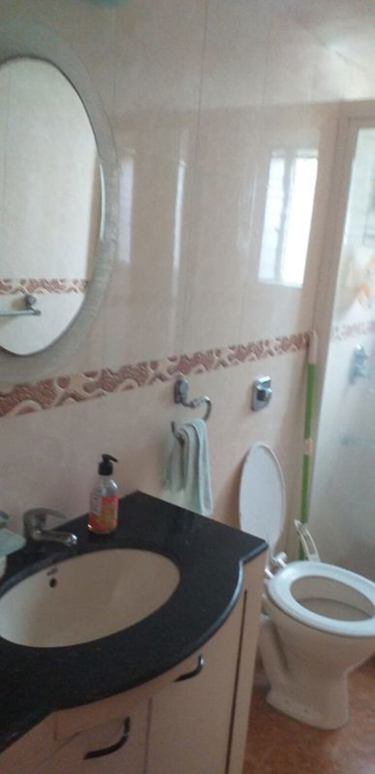 Bathroom, peace-heaven 2 Bedroom 1200 Sq.Ft. Apartment In Bandra West Mumbai 10572044