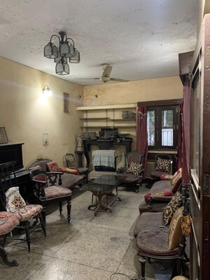 Gym in 3 BHK Apartment at Vasant Enclave – for Sale