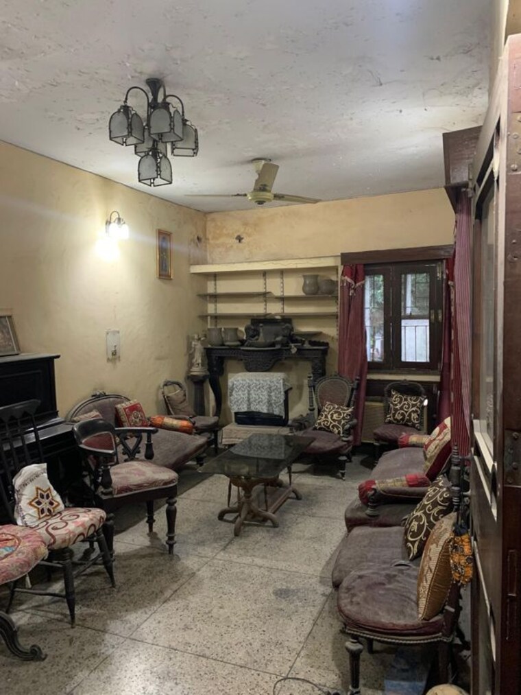 Gym, vasant enclave 3 Bedroom 2000 Sq.Ft. Apartment In Vasant Enclave Delhi 10572049