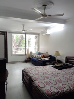 3 BHK + Servant Room Apartment For Rent in Maharishi Dayanand CGHS