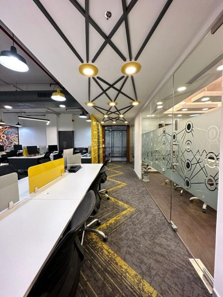 Team Area, senapati bapat road Commercial Office Space 7500 Sq.Ft. In Senapati Bapat Road Pune 10572095