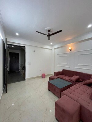Team Area in 1 BHK Apartment at Neb Sarai – for Rent