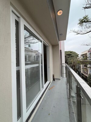 Balcony in 2 BHK Builder Floor at Hsr Layout Sector 2 – for Rent