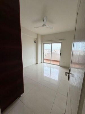 Bathroom in 2 BHK Builder Floor at Sector 22 – for Rent