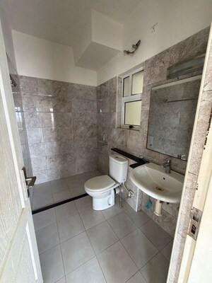 Bathroom in 2 BHK Builder Floor at Sector 22 – for Rent