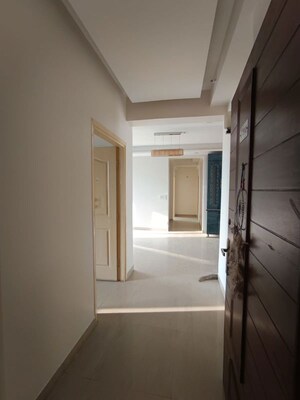 Building Lobby in 3 BHK Apartment at GPL Eden Heights, Sector 70 – for Rent