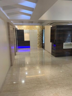 2 BHK Apartment For Rent in Guldev Sagar Apartment, Bandra West