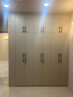 Building Lobby in 3 BHK Apartment at M3M Heights, Sector 65 – for Rent