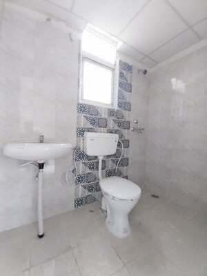 Bathroom in 2 BHK Builder Floor at Sector 22 – for Rent