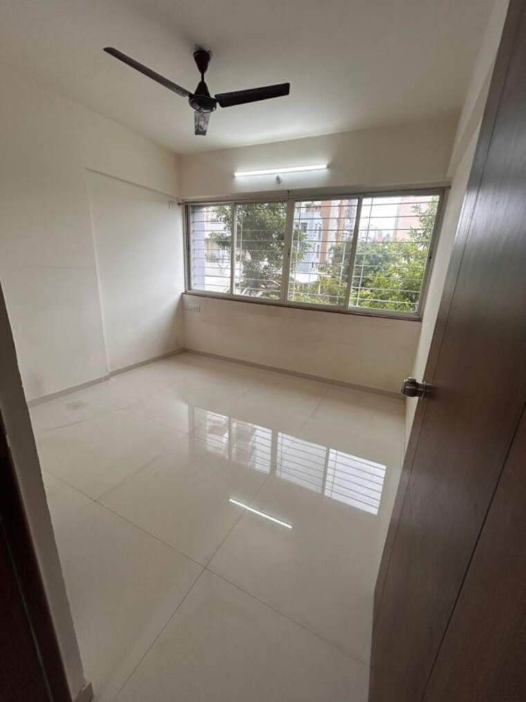 Balcony, creative-venkatesh-pride 2 Bedroom 900 Sq.Ft. Apartment In Kiwale Pune 10572129