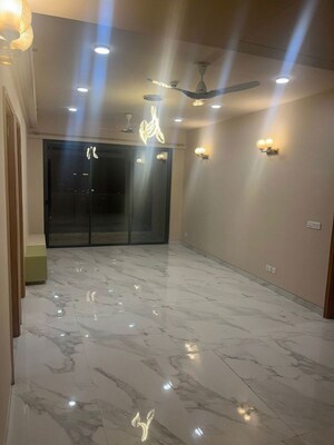 Room in 3.5 BHK Apartment at M3M Heights, Sector 65 – for Rent