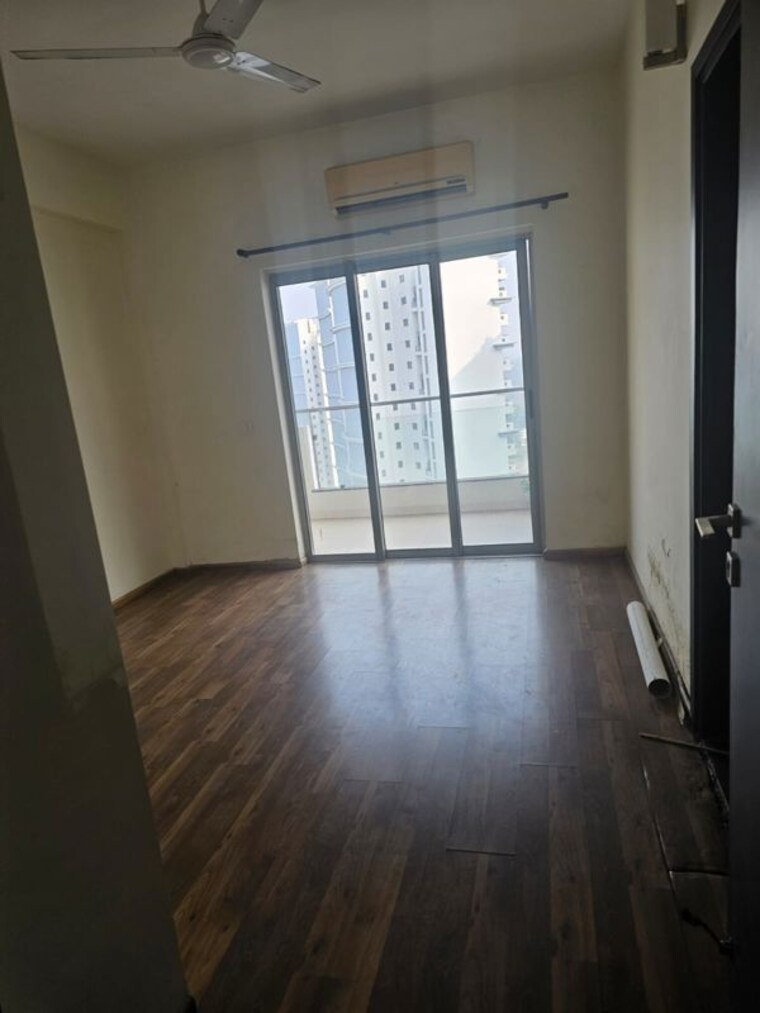 Room, m3m-heights 3.5 Bedroom 2040 Sq.Ft. Apartment In Sector 65 Gurgaon 10572131