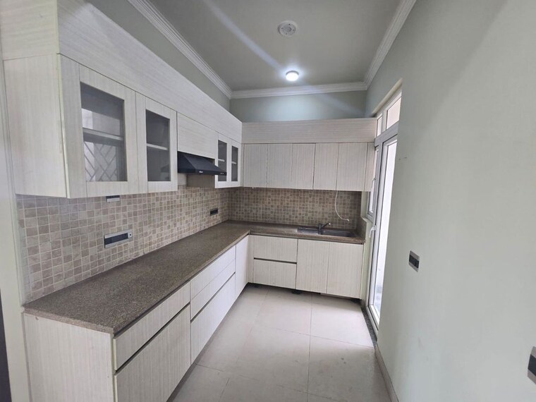 Kitchen, sector 22 2 Bedroom 1250 Sq.Ft. Builder Floor In Sector 22 Gurgaon 10572137