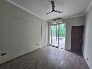 2 BHK Builder Floor For Rent in Sector 22