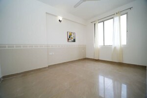 Room in 3 BHK Apartment at Sare Home, Sector 92 – for Sale