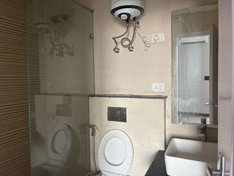 Bathroom, sector 21 2 Bedroom 1300 Sq.Ft. Builder Floor In Sector 21 Gurgaon 10572151