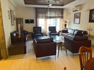 Team Area in 2 BHK Builder Floor at Greater Kailash I – for Rent