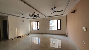 Room in 3.5 BHK Builder Floor at Sector 28 – for Sale