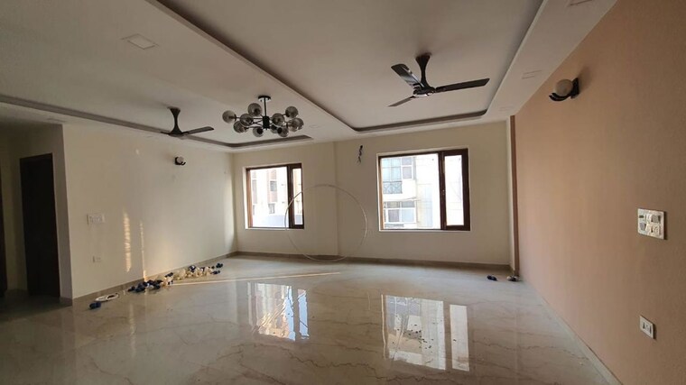 Room, sector 28 3.5 Bedroom 250 Sq.Ft. Builder Floor In Sector 28 Faridabad 10572153