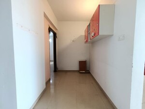Room in 3 BHK Apartment at DSR Ultima, Harlur – for Rent