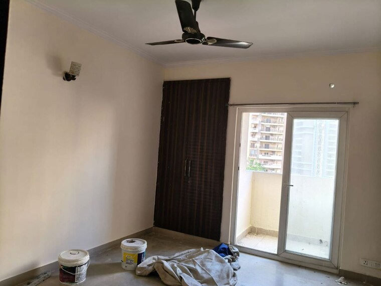 Team Area, paramount-floraville 2 Bedroom 1045 Sq.Ft. Apartment In Sector 137 Noida 10572186
