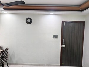 Room in 2 BHK Apartment at Kalpataru Immensa, Kolshet Road – for Sale